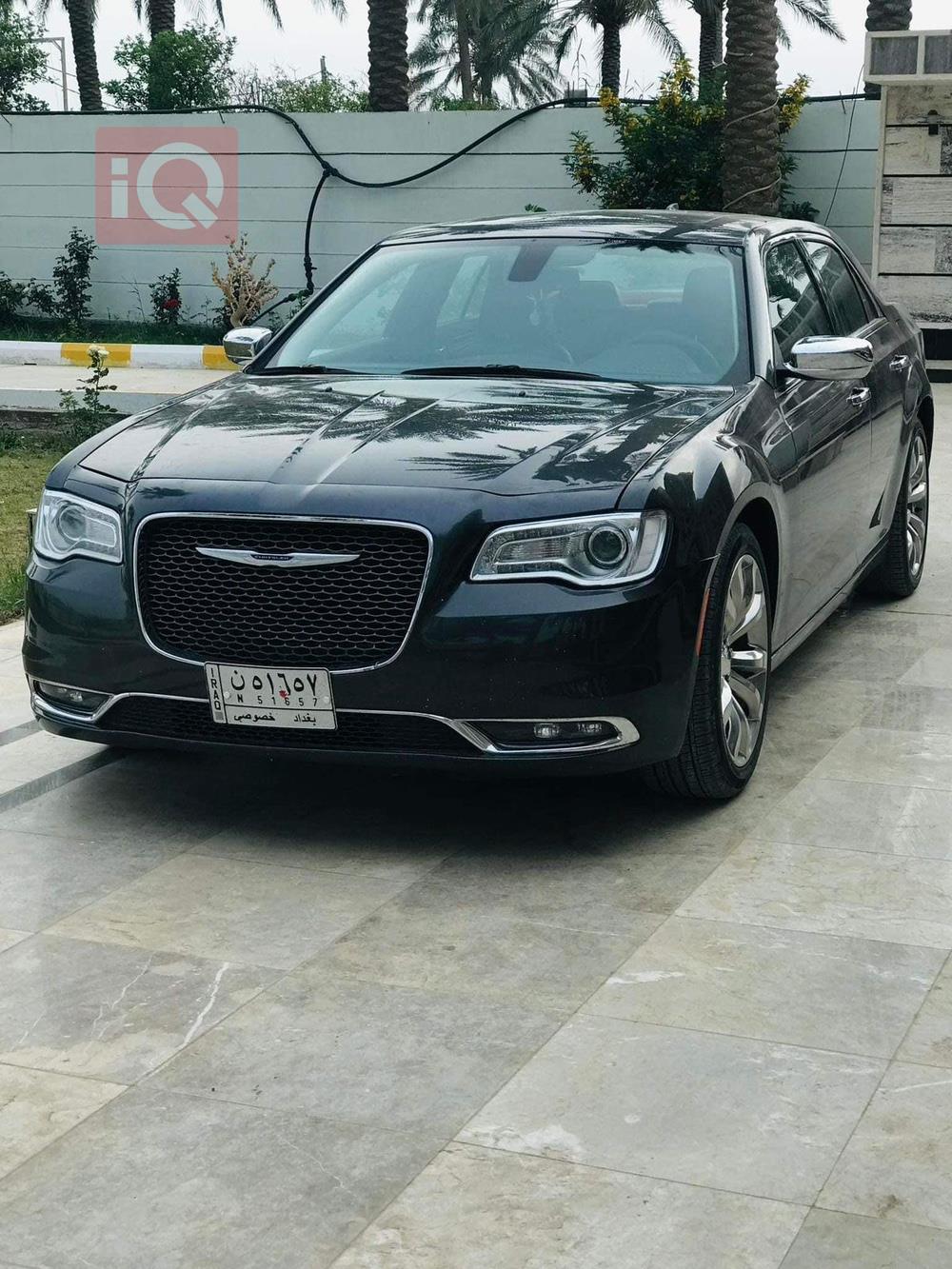 كرايسلر 300
